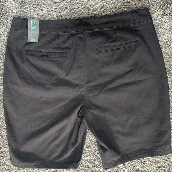 Aeropostale Black Shorts skinny cotton stretch women’s size 10 Long - Picture 6 of 13